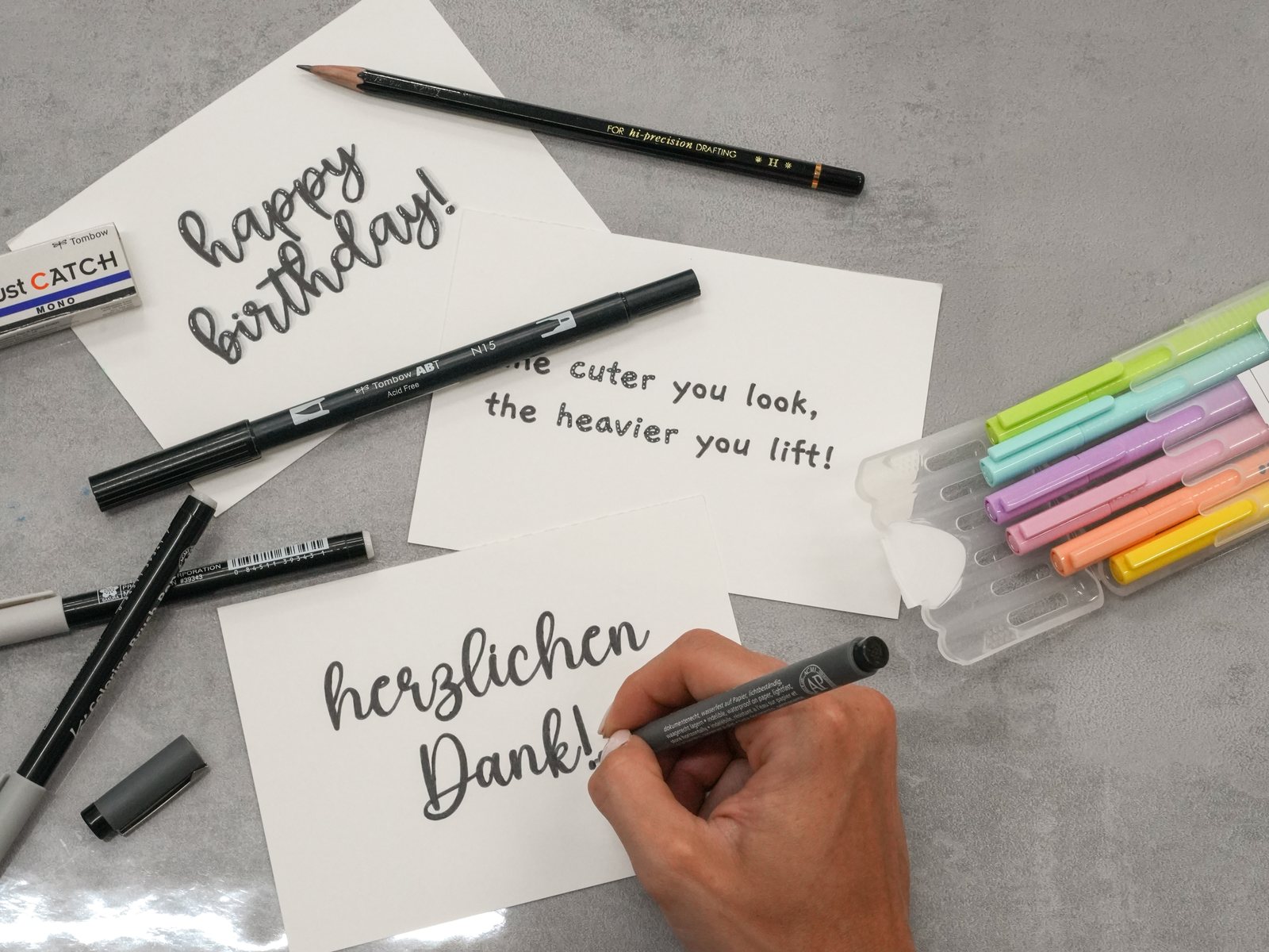 Workshop-Moment: mit einem Brush Pen wird „herzlichen Dank!